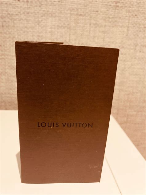 louis vuitton cardstock